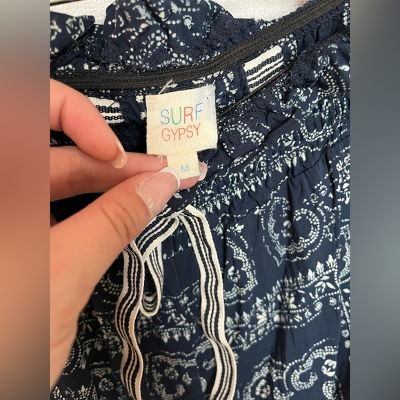 Set - Picture 2 of 3